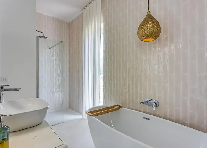 Villa Menta 4 By Guide